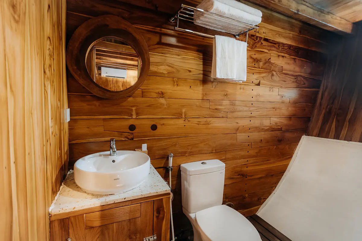 Twin Heritage Deluxe - Image 1